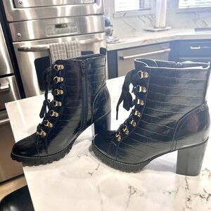 Comfortiva Black Croc-Embossed Lace-Up Boots